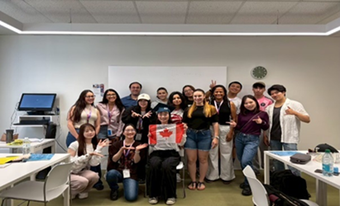 實習同學及加拿大EF機構國際學生的合影