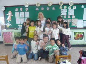 Dr. Linda takes photos with the students